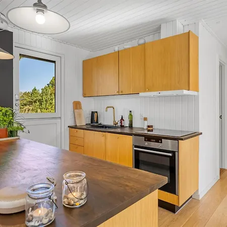 Holiday home Dagny - 520m From The Sea By Interhome *