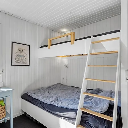 Holiday home Dagny - 520m From The Sea By Interhome Laeso