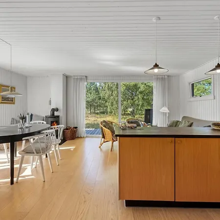 Holiday home Dagny - 520m From The Sea By Interhome *